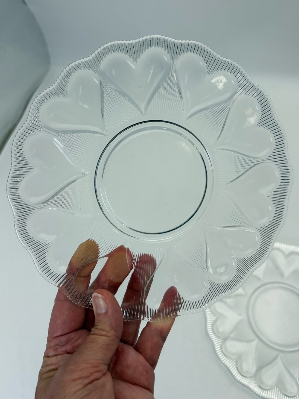Vintage Clear Glass Heart-Pattern Dessert Plates - Set of 2